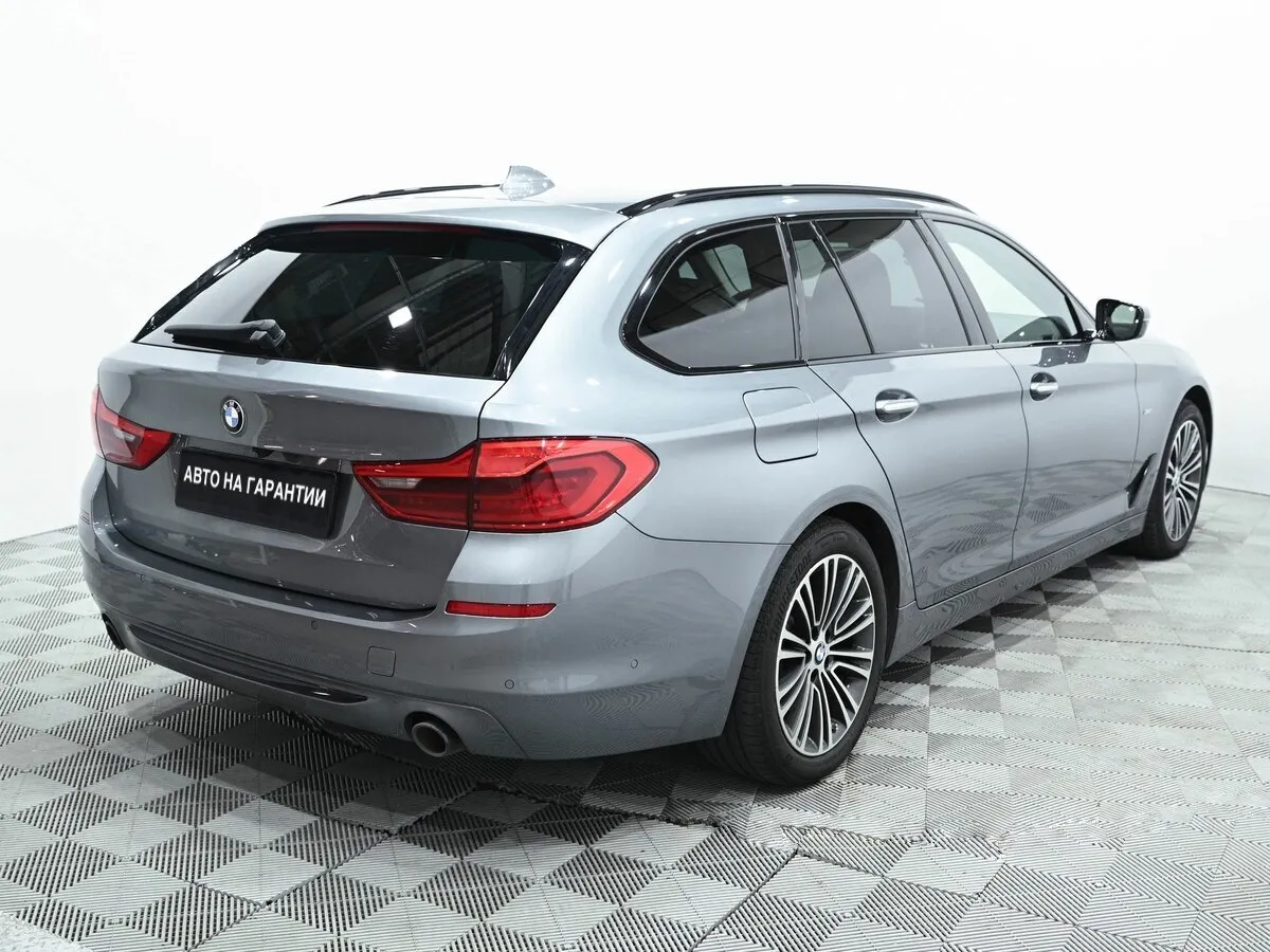 BMW 5 серии VII (G30/G31/G38) — фото 3