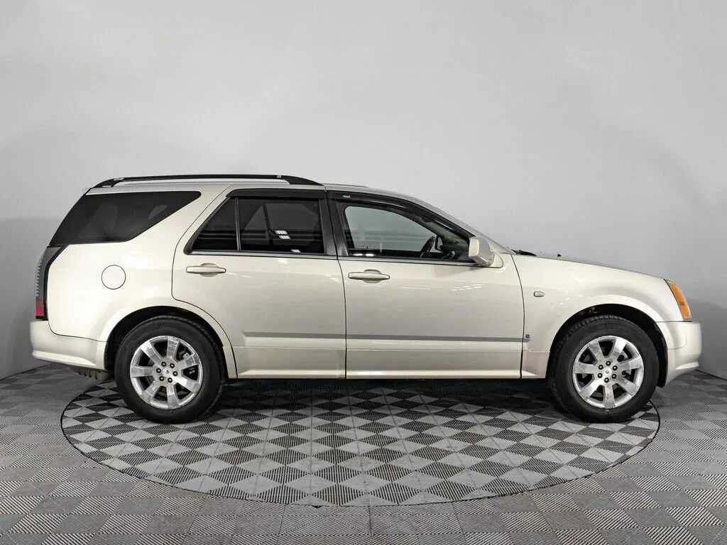 Cadillac SRX I — фото 3
