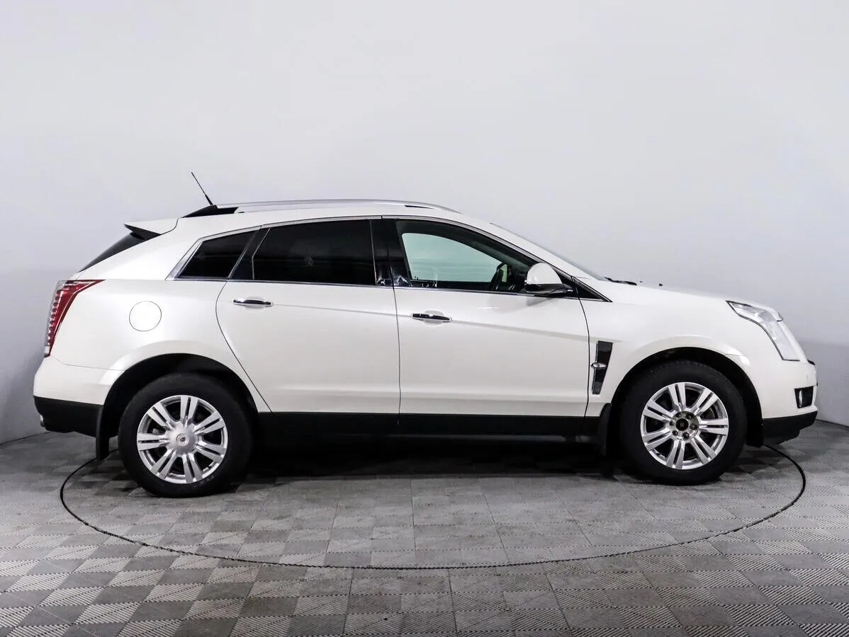 Cadillac SRX II — фото 3
