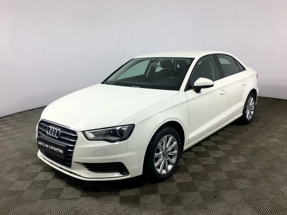 Audi A3 III (8V) · Ambition