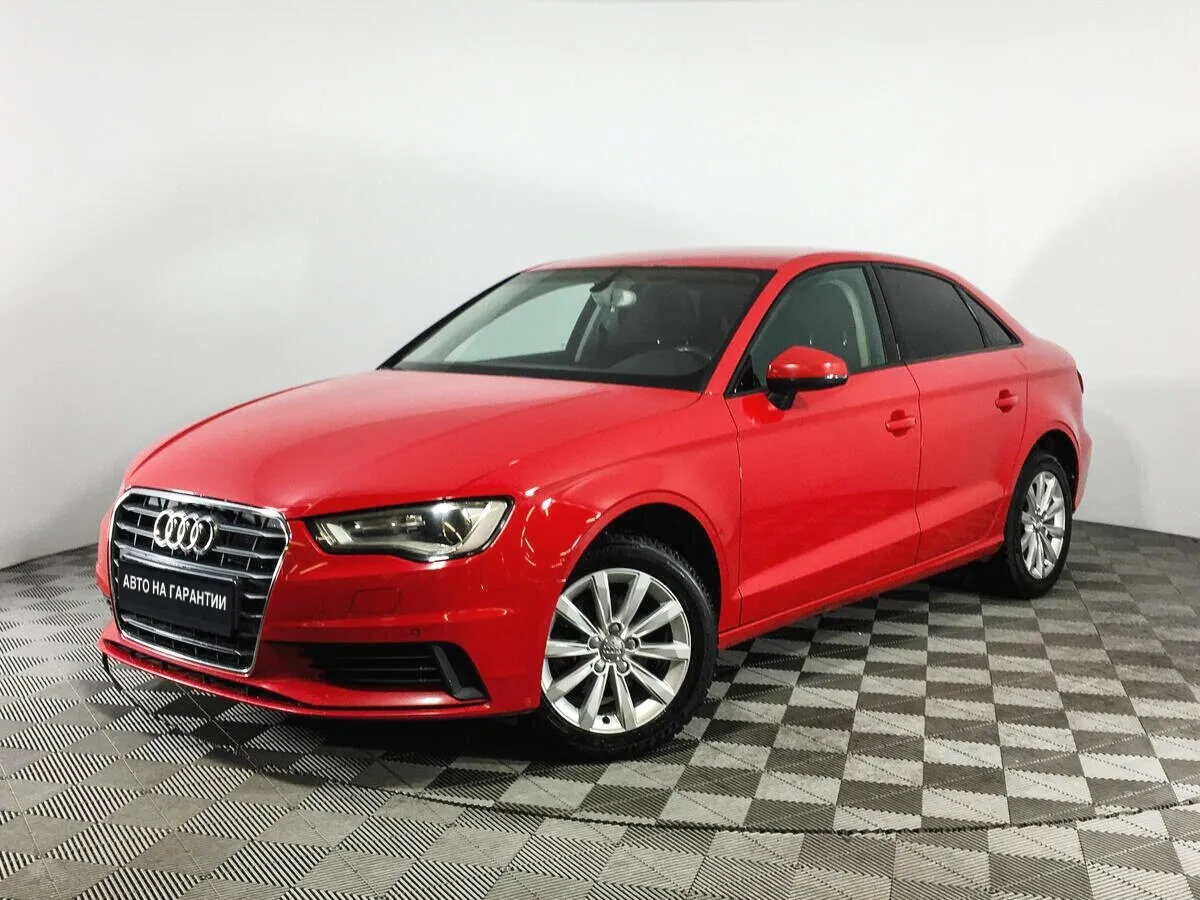 Audi A3 III (8V) · Ambiente