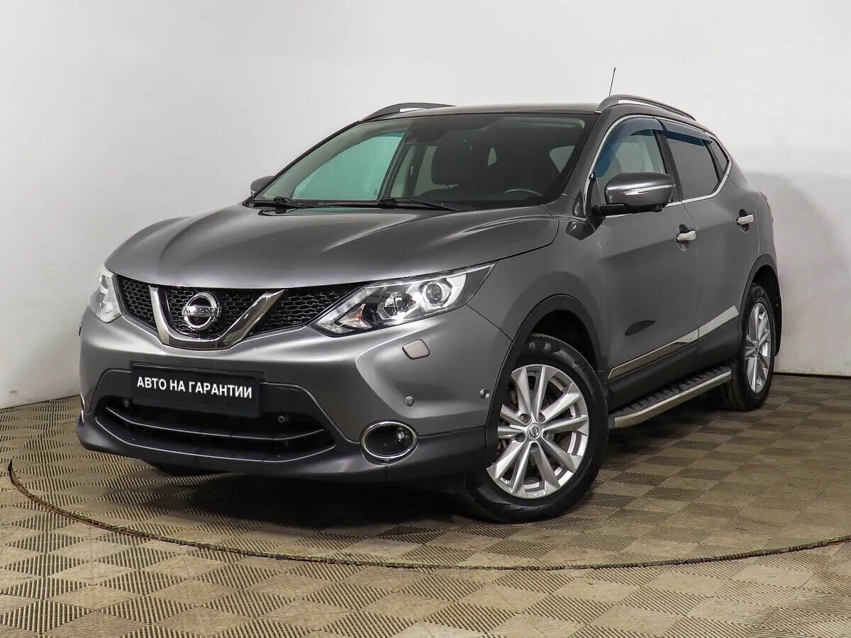 Nissan Qashqai II · SE