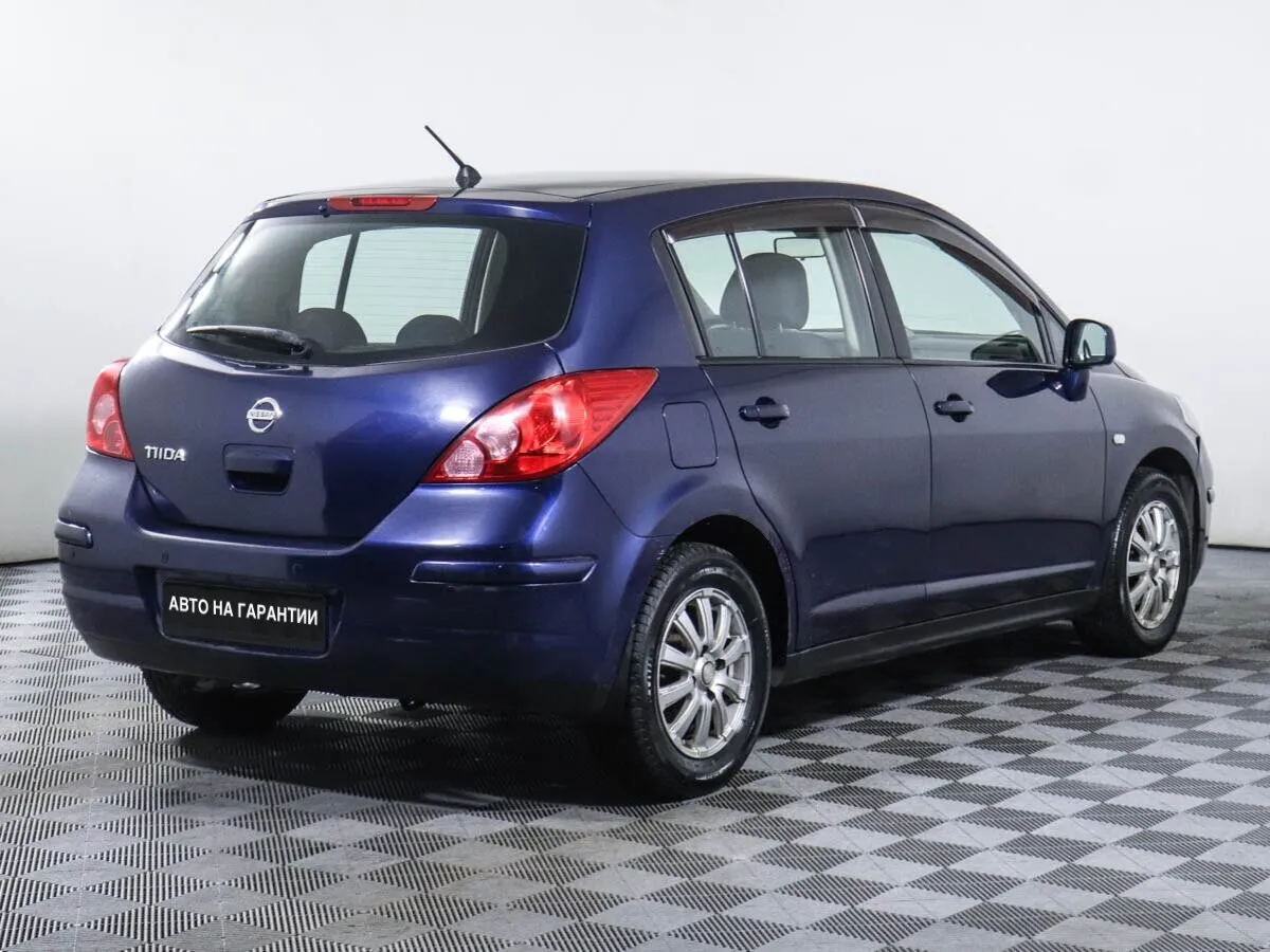 Nissan Tiida I — фото 4