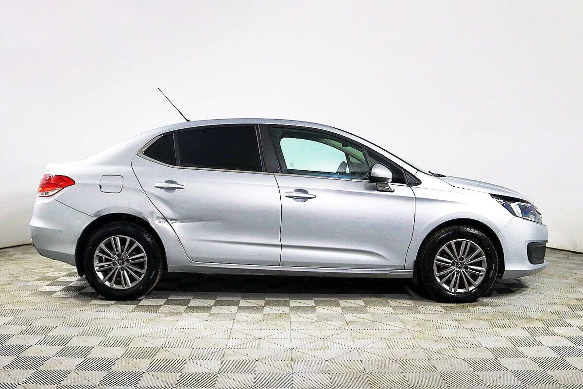 Citroen C4 II Рестайлинг · FEEL — фото 3