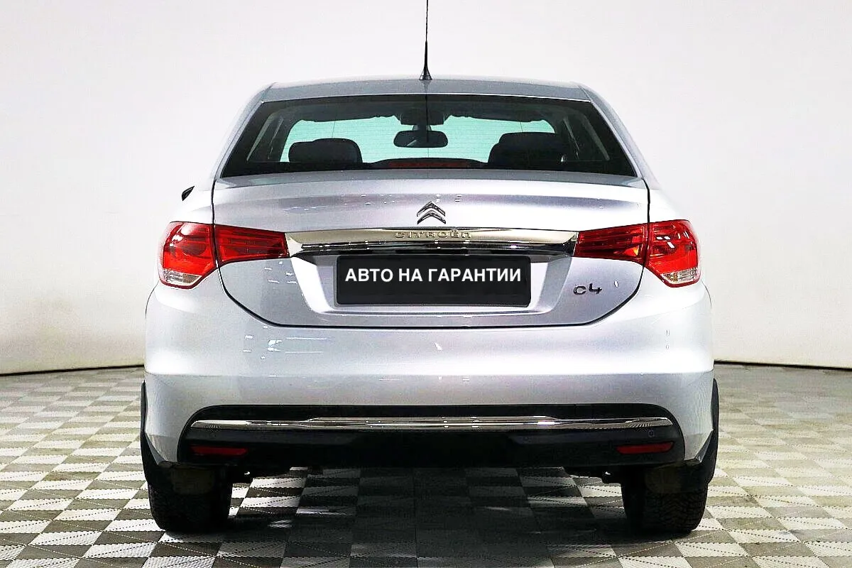 Citroen C4 II Рестайлинг · FEEL — фото 4