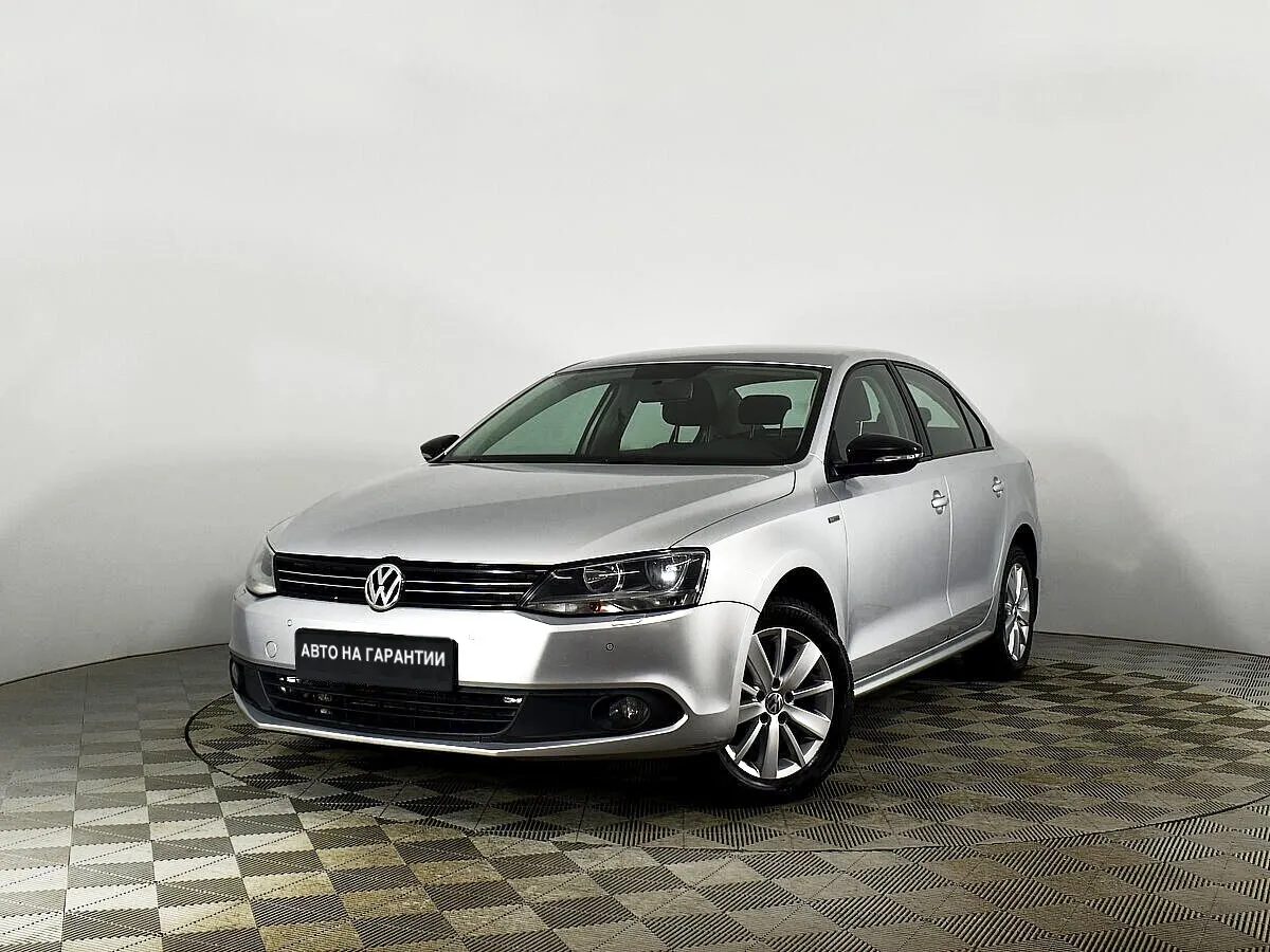 Volkswagen Jetta VI · Comfortline