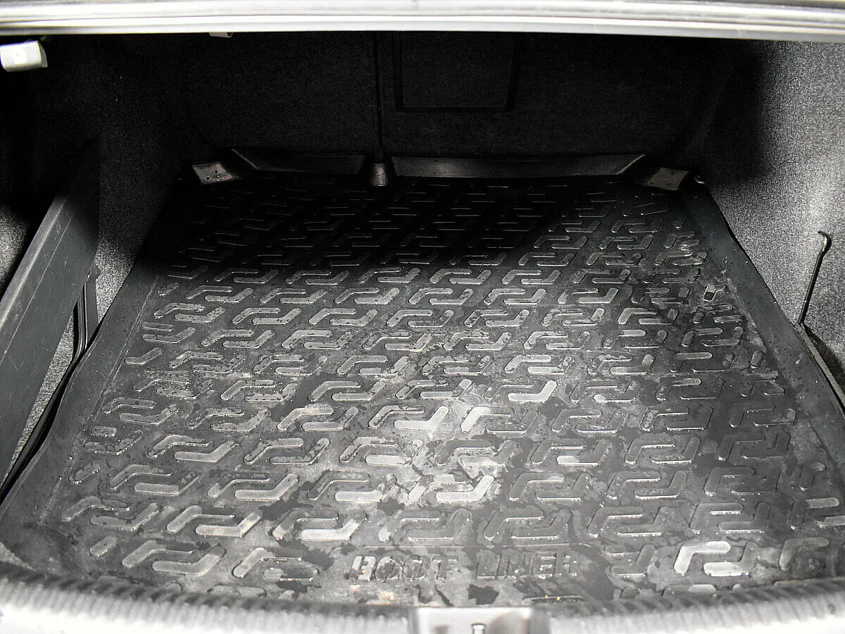 Volkswagen Jetta VI · Comfortline — фото 4