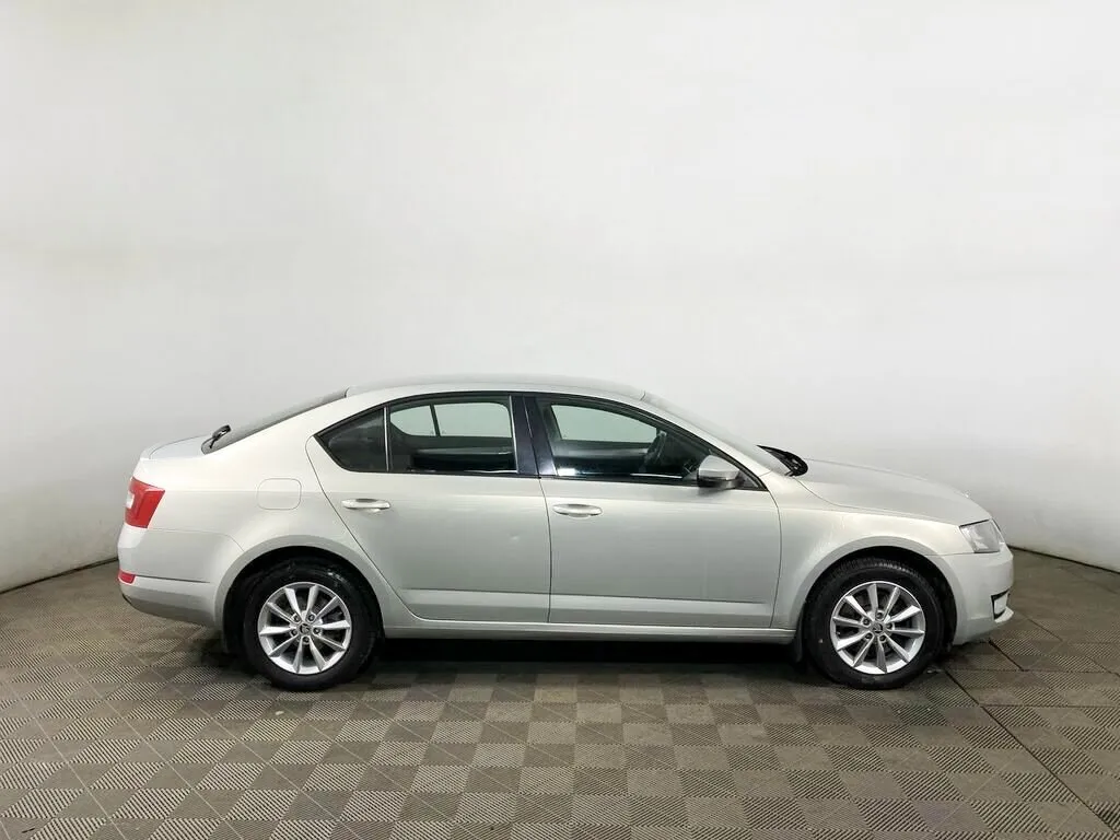 Skoda Octavia III (A7) · Ambition — фото 2