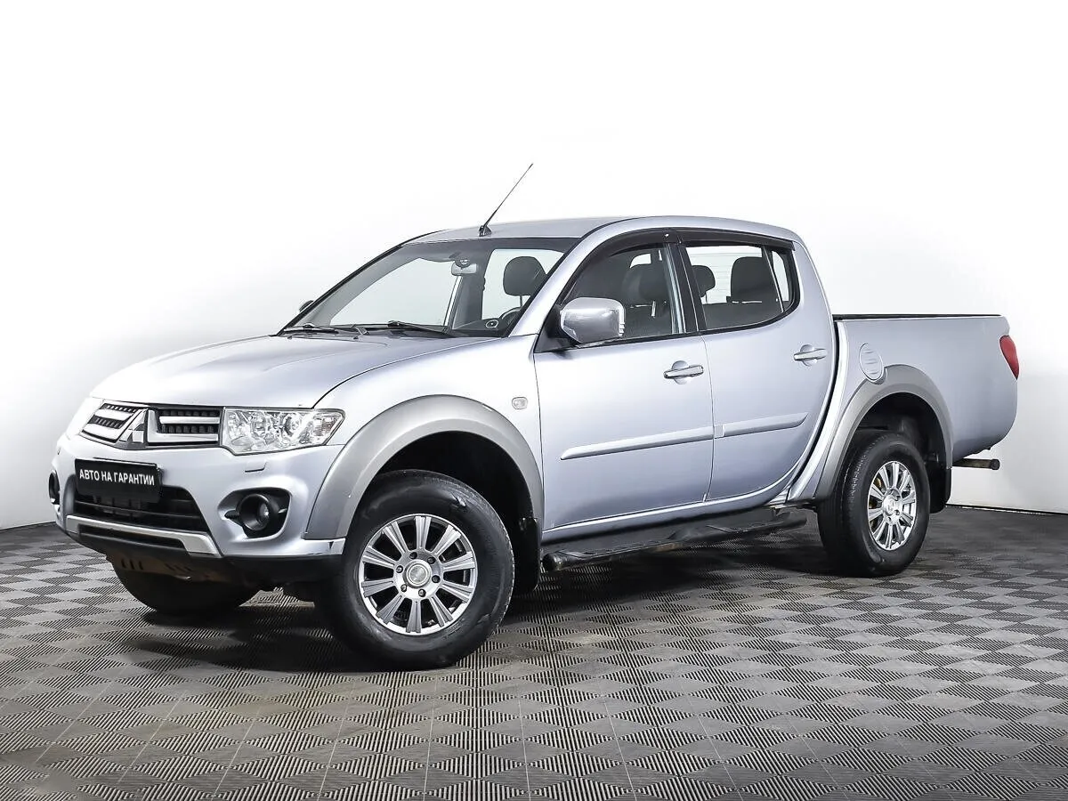Mitsubishi L200 IV Рестайлинг · Intense
