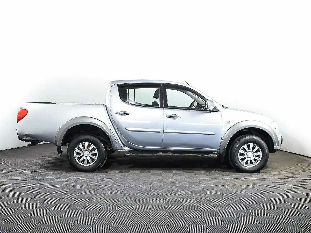 Mitsubishi L200 IV Рестайлинг · Intense — фото 3