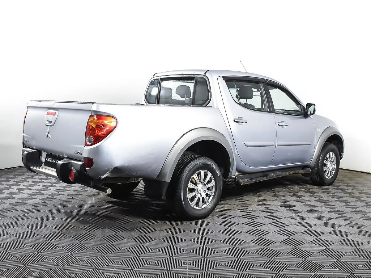 Mitsubishi L200 IV Рестайлинг · Intense — фото 4
