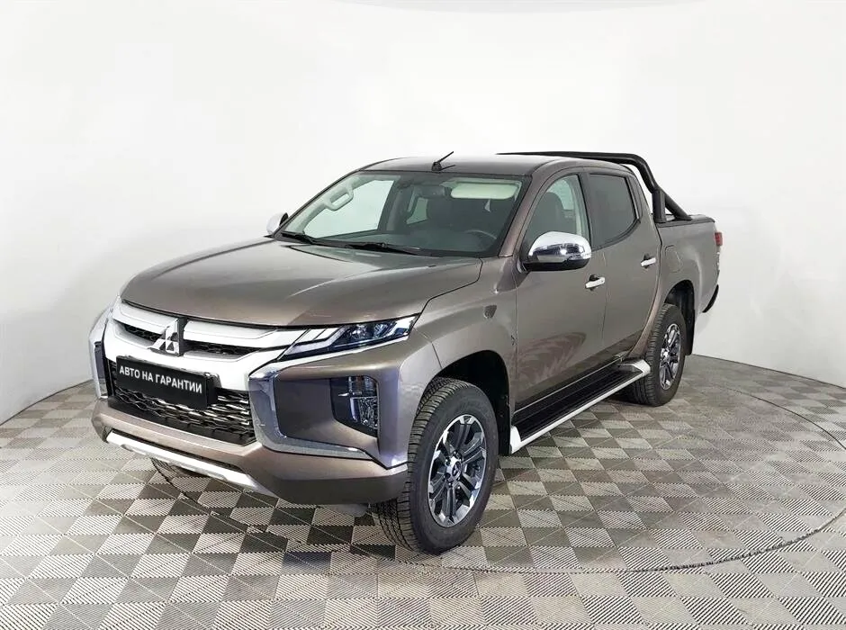 Mitsubishi L200 V Рестайлинг · Instyle