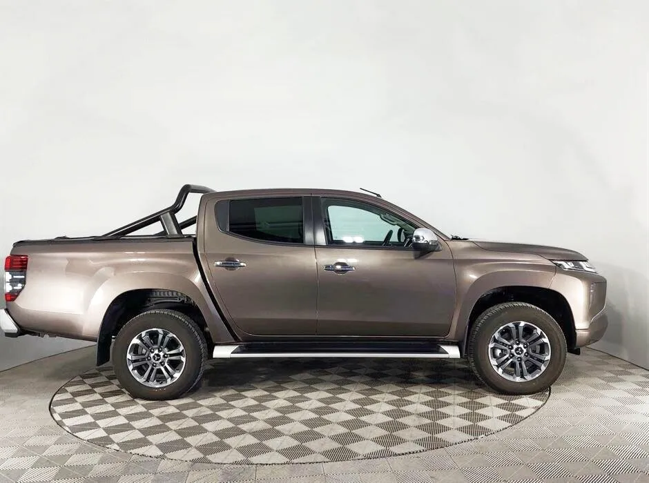 Mitsubishi L200 V Рестайлинг · Instyle — фото 4