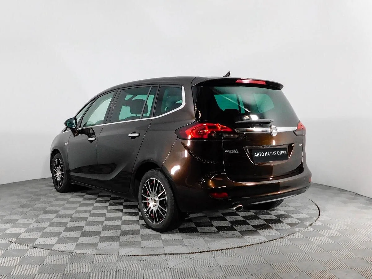 Opel Zafira C · Cosmo — фото 4