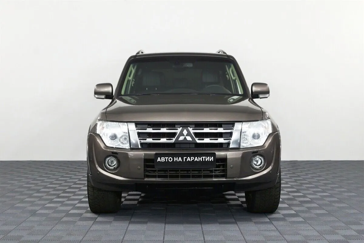 Mitsubishi Pajero IV Рестайлинг 1 · Instyle — фото 2