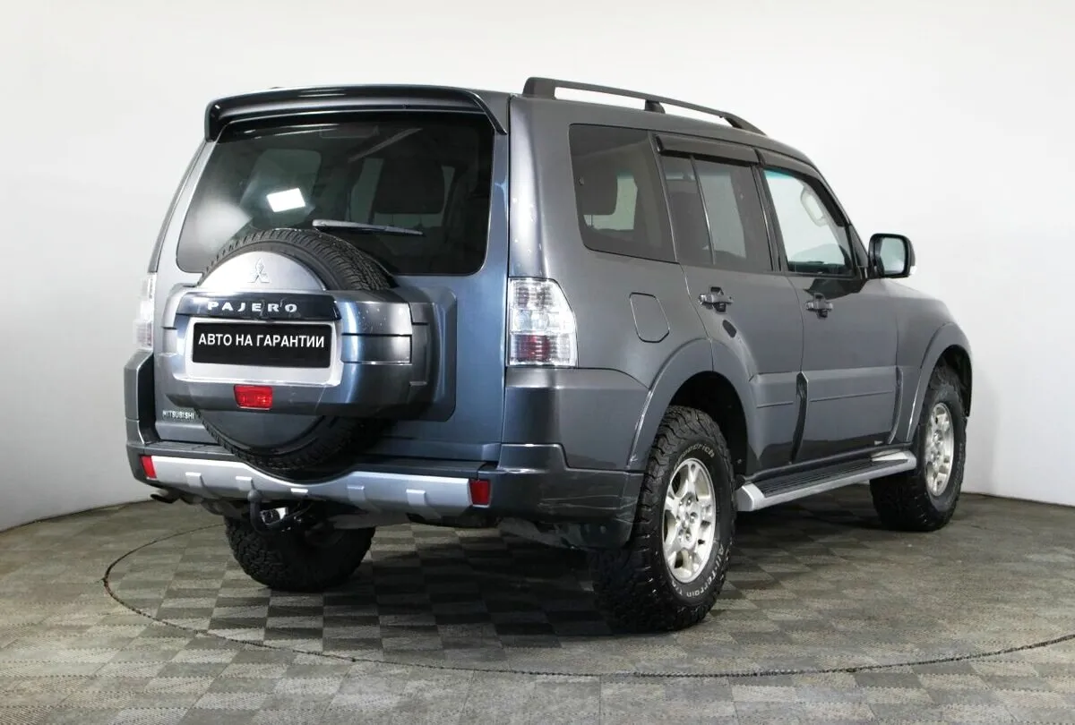 Mitsubishi Pajero IV Рестайлинг 1 · Instyle — фото 4