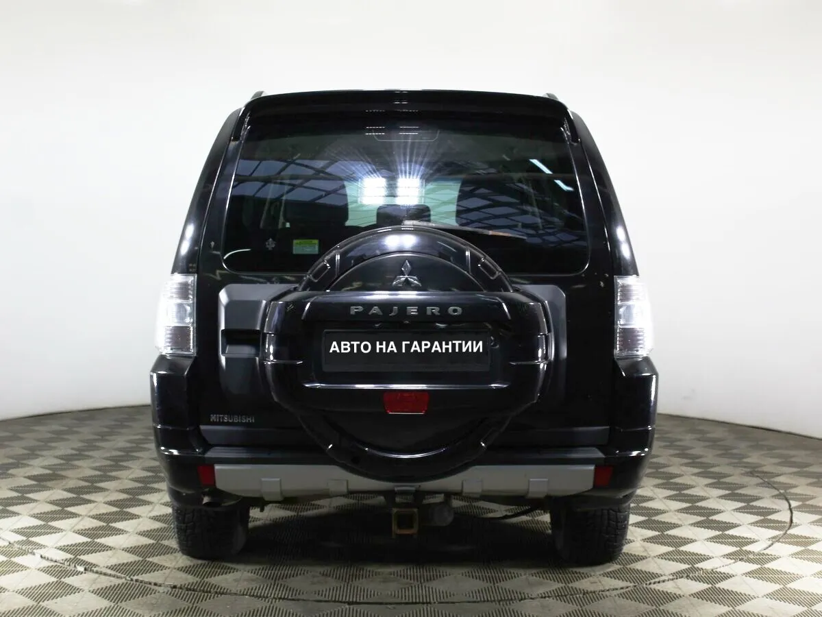 Mitsubishi Pajero IV Рестайлинг 1 · Instyle — фото 5