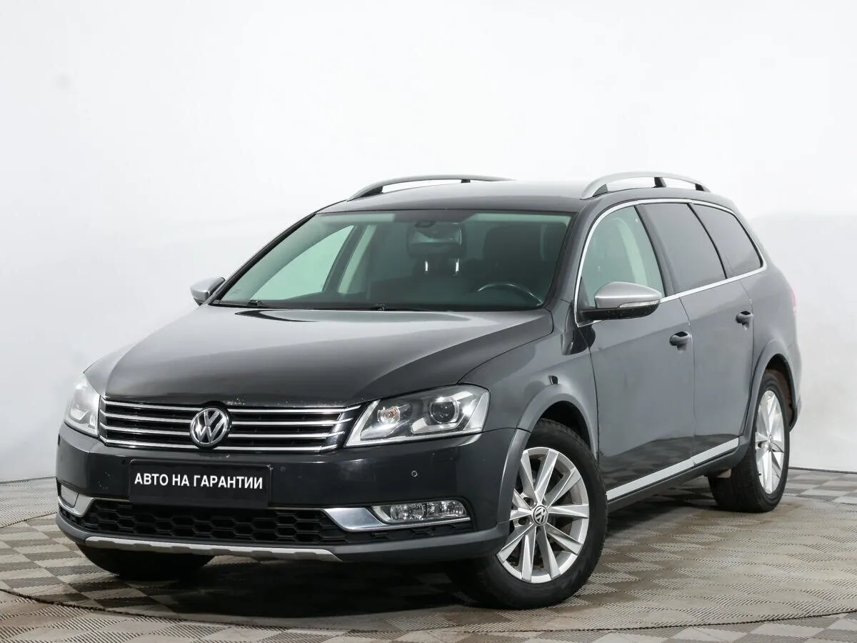 Volkswagen Passat B7 · Alltrack