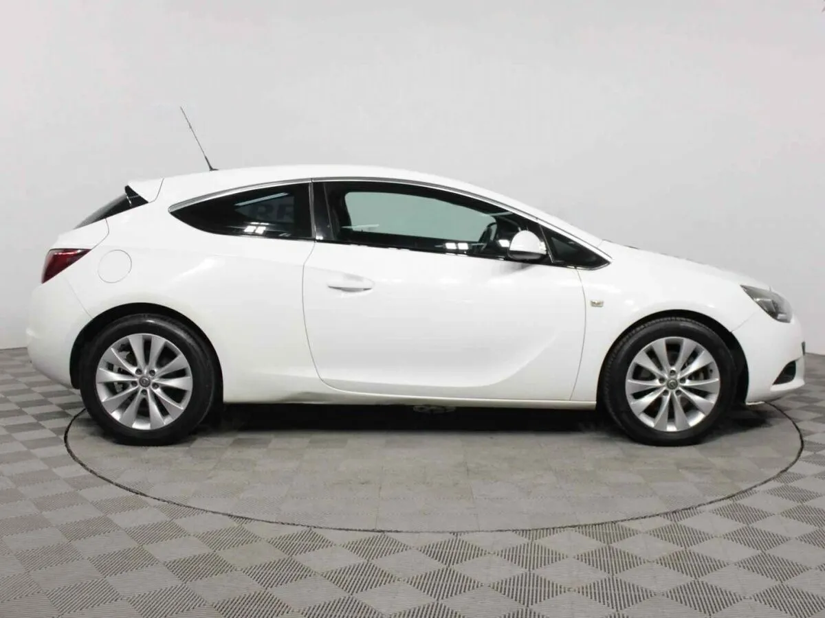 Opel Astra J Рестайлинг · Enjoy — фото 3