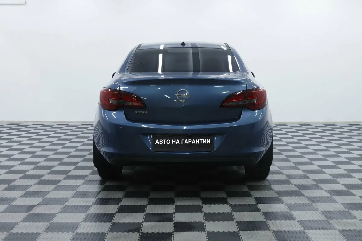 Opel Astra J Рестайлинг · Cosmo — фото 4