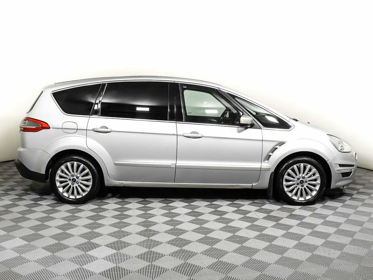 Ford S-MAX I Рестайлинг · Titanium — фото 3