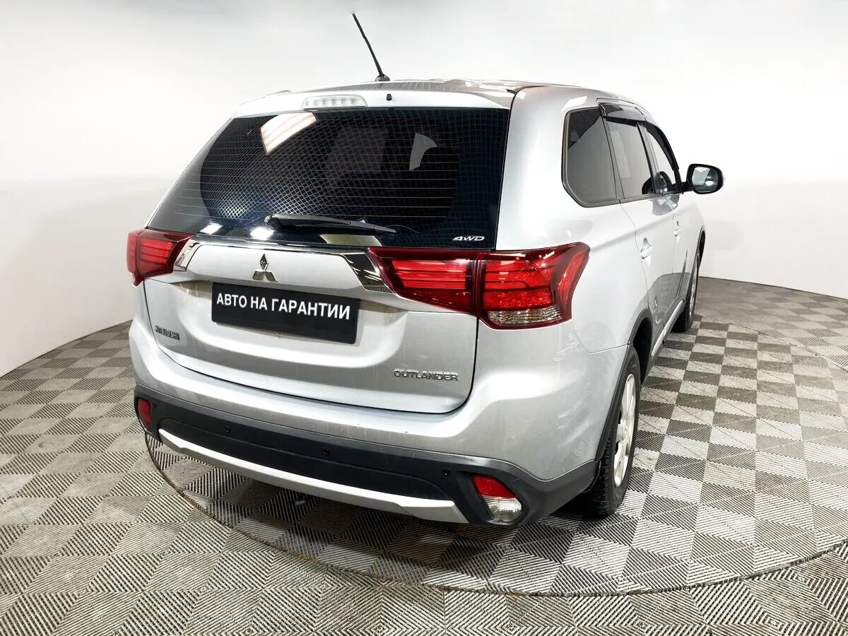 Mitsubishi Outlander III Рестайлинг 2 · Instyle — фото 4