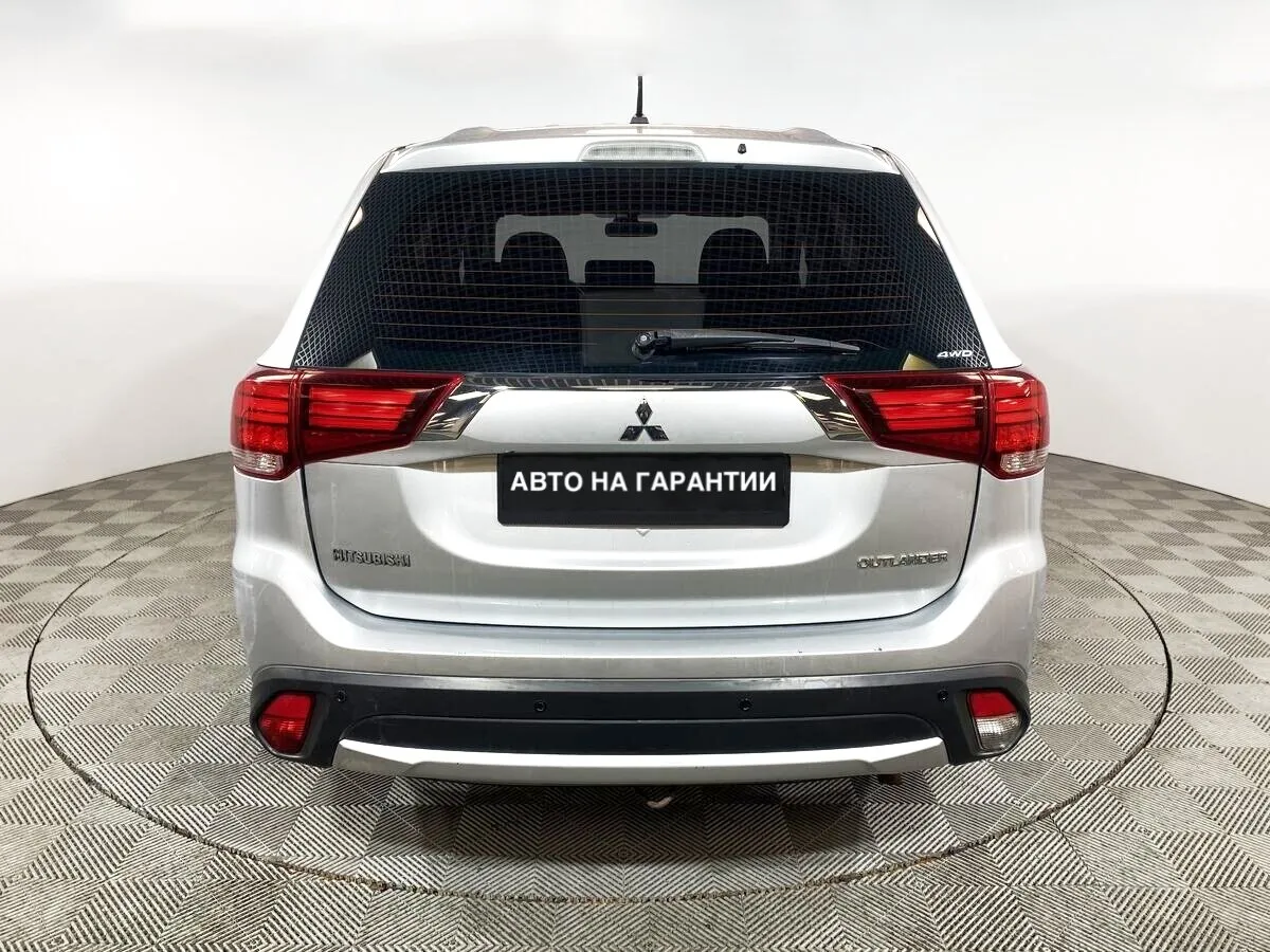 Mitsubishi Outlander III Рестайлинг 2 · Instyle — фото 5