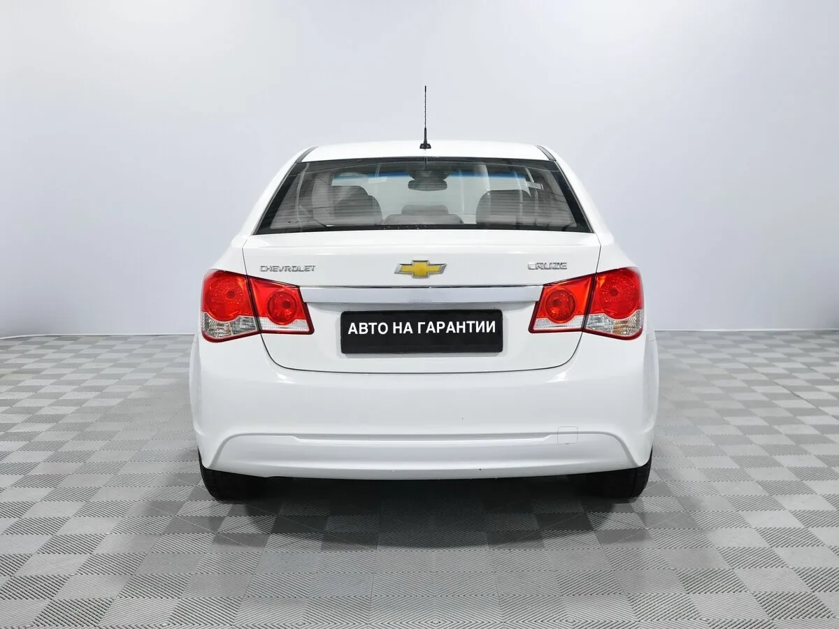 Chevrolet Cruze I Рестайлинг · LS — фото 4