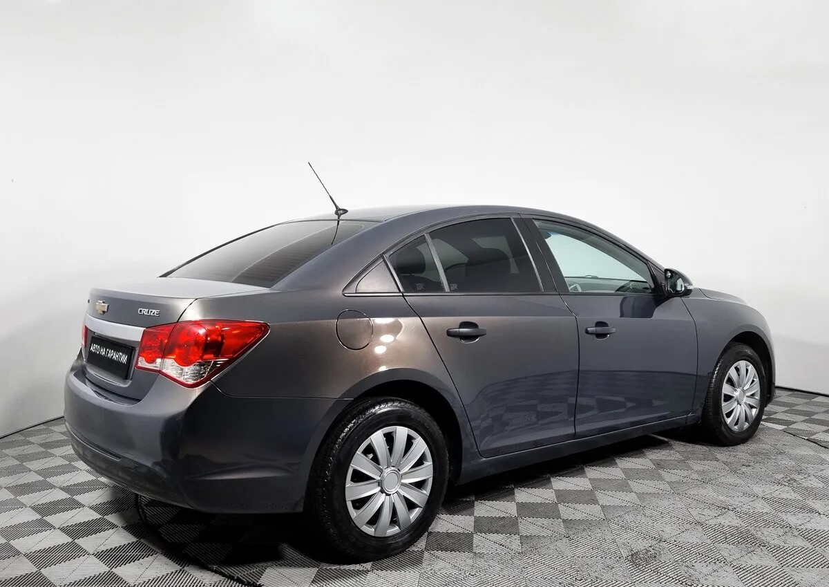 Chevrolet Cruze I Рестайлинг · LS — фото 4