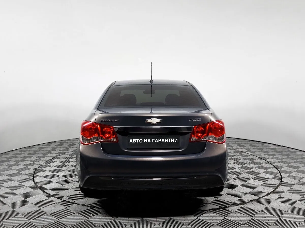 Chevrolet Cruze I Рестайлинг · LS — фото 5