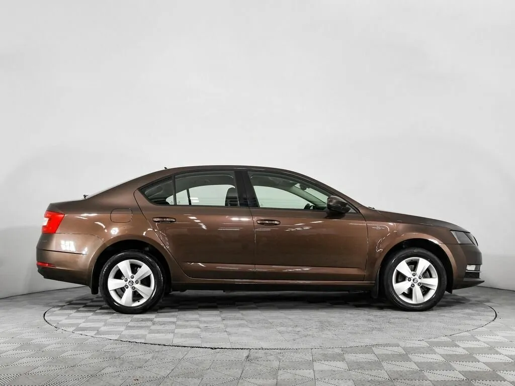 Skoda Octavia III (A7) Рестайлинг · Ambition — фото 4