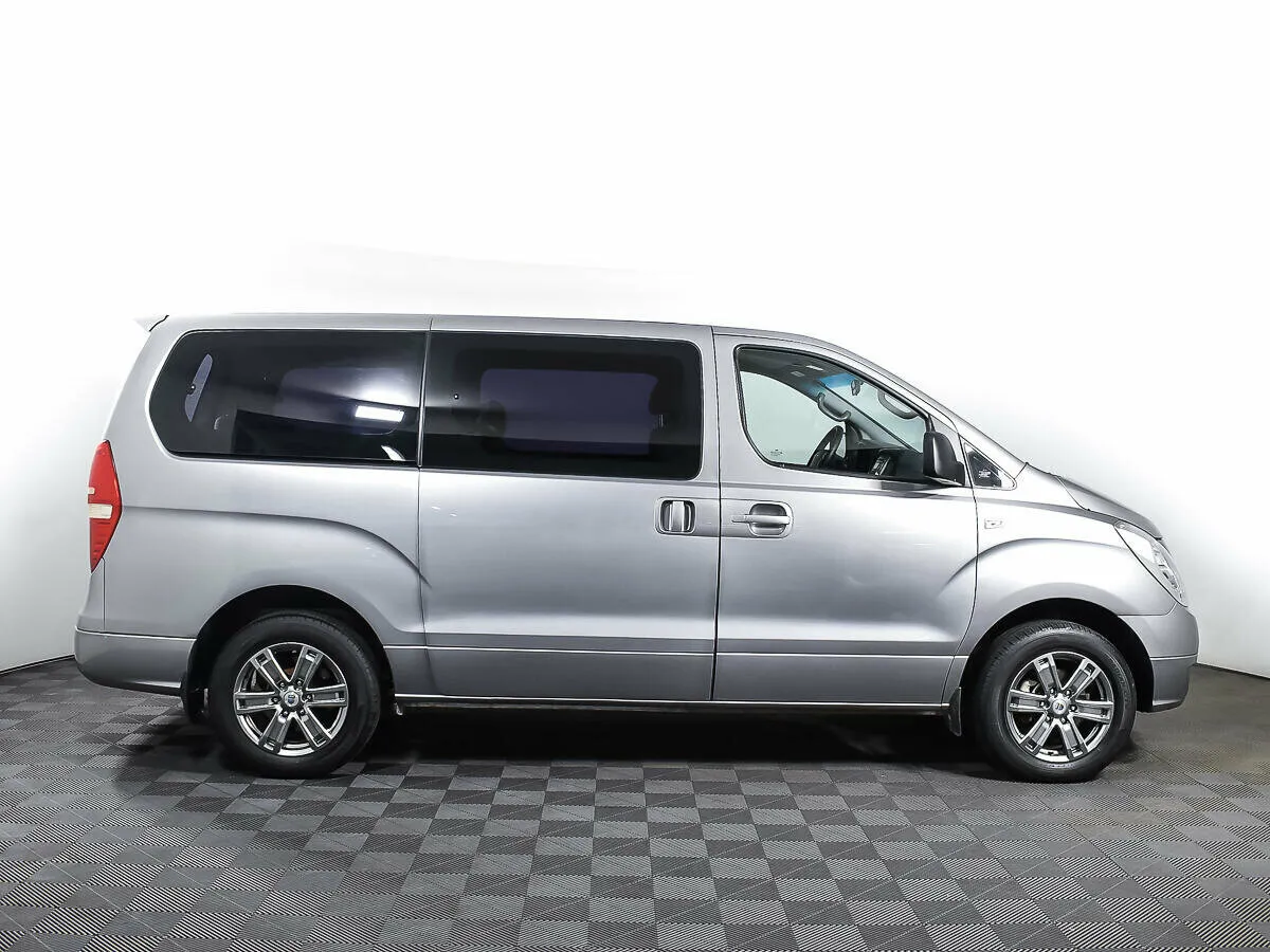Hyundai Grand Starex I — фото 3