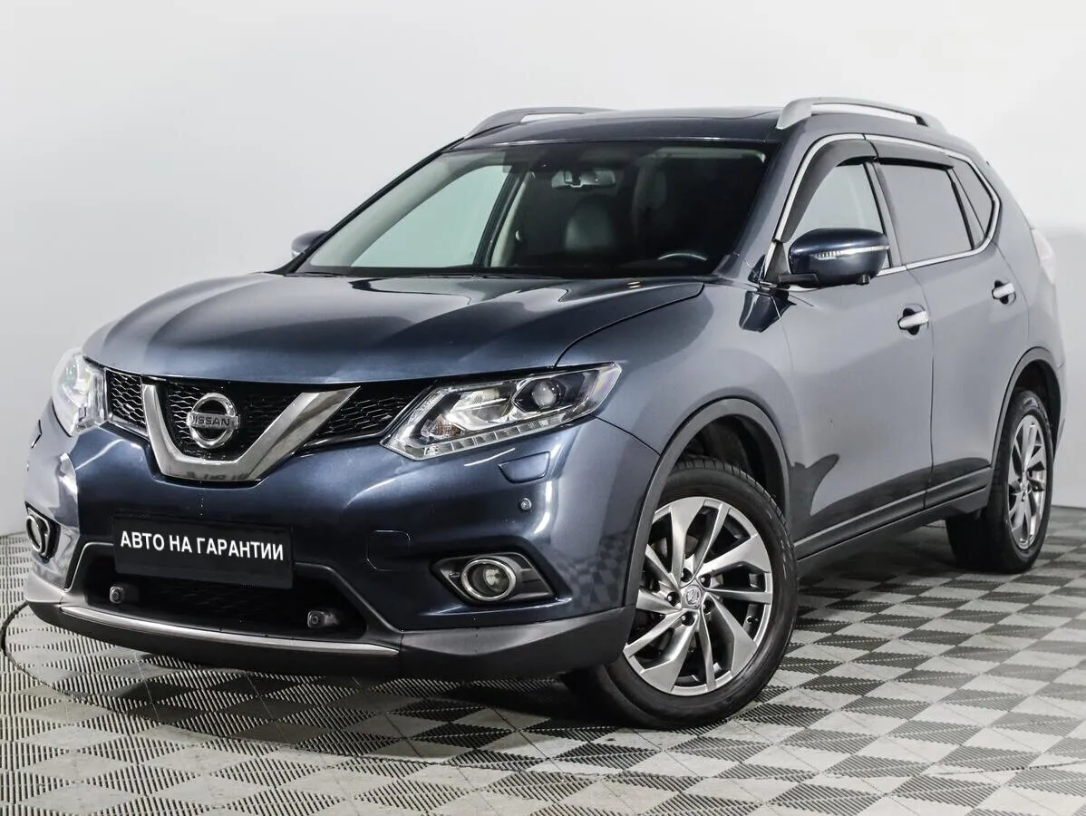 Nissan X-Trail III · SE