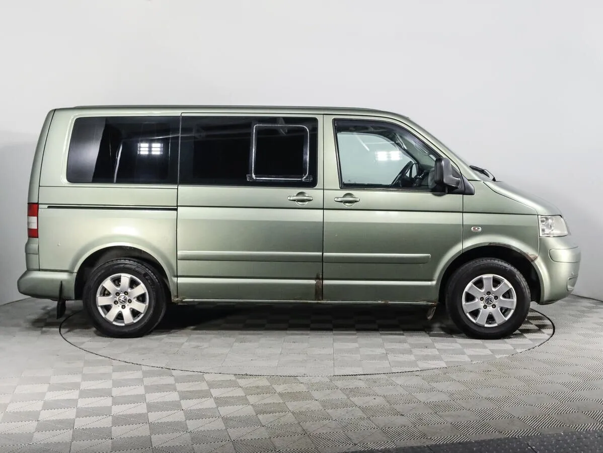 Volkswagen Multivan T5 — фото 3