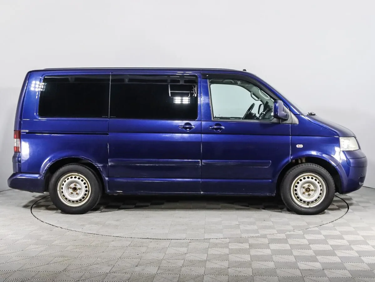 Volkswagen Multivan T5 — фото 3