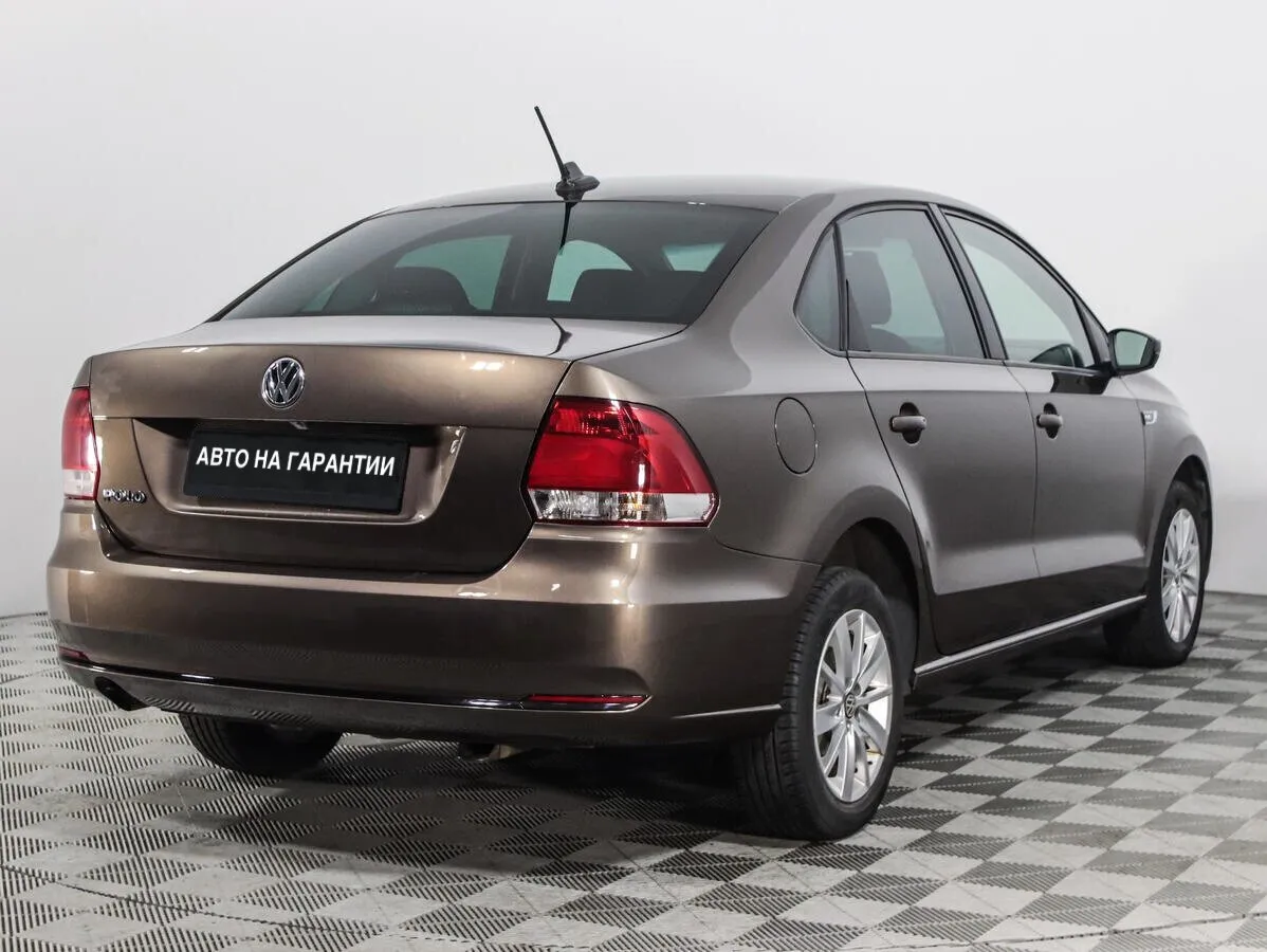 Volkswagen Polo V Рестайлинг · Comfortline — фото 4