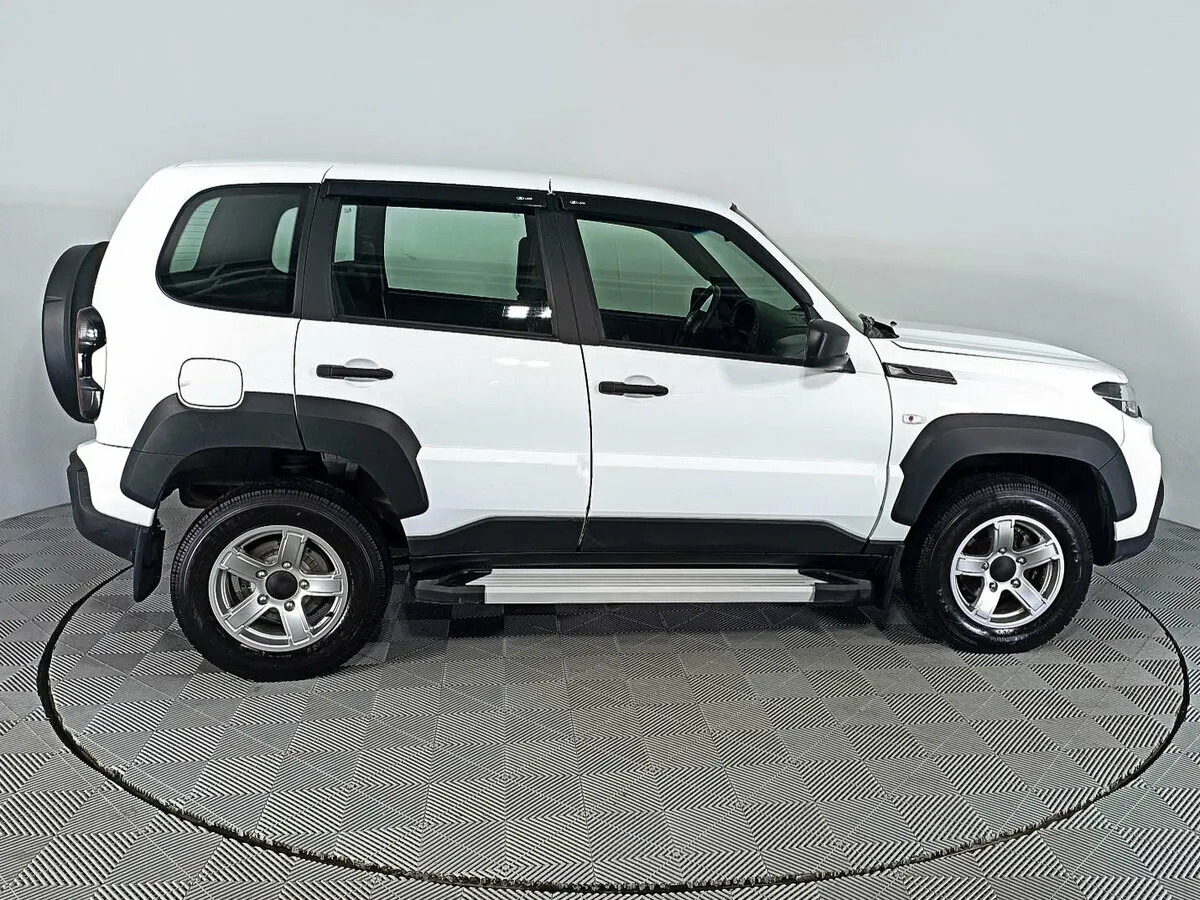 Lada (ВАЗ) Niva Travel I · Classic (2021) — фото 3