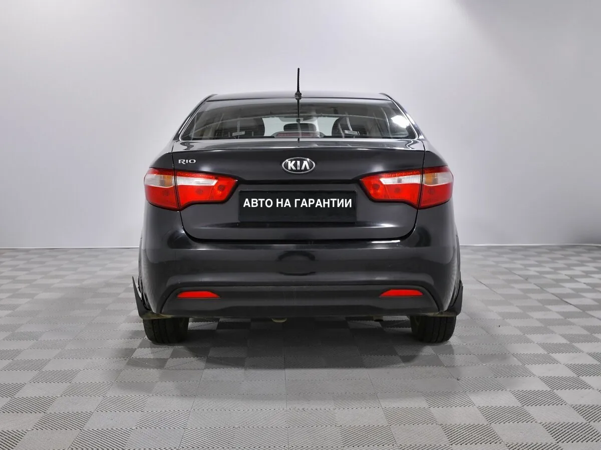 Kia Rio III — фото 4