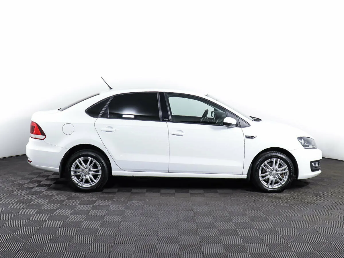 Volkswagen Polo V Рестайлинг · Comfortline — фото 3