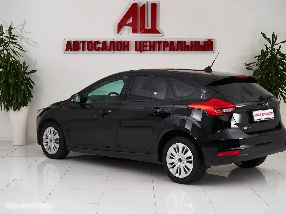 Ford Focus III Рестайлинг · Trend — фото 4
