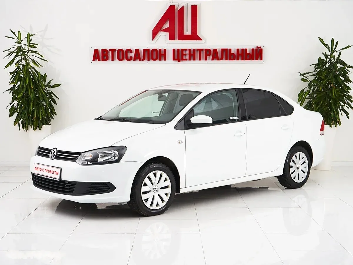 Volkswagen Polo V Рестайлинг · Highline 15-18