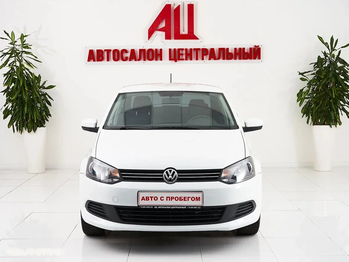 Volkswagen Polo V Рестайлинг · Highline 15-18 — фото 2
