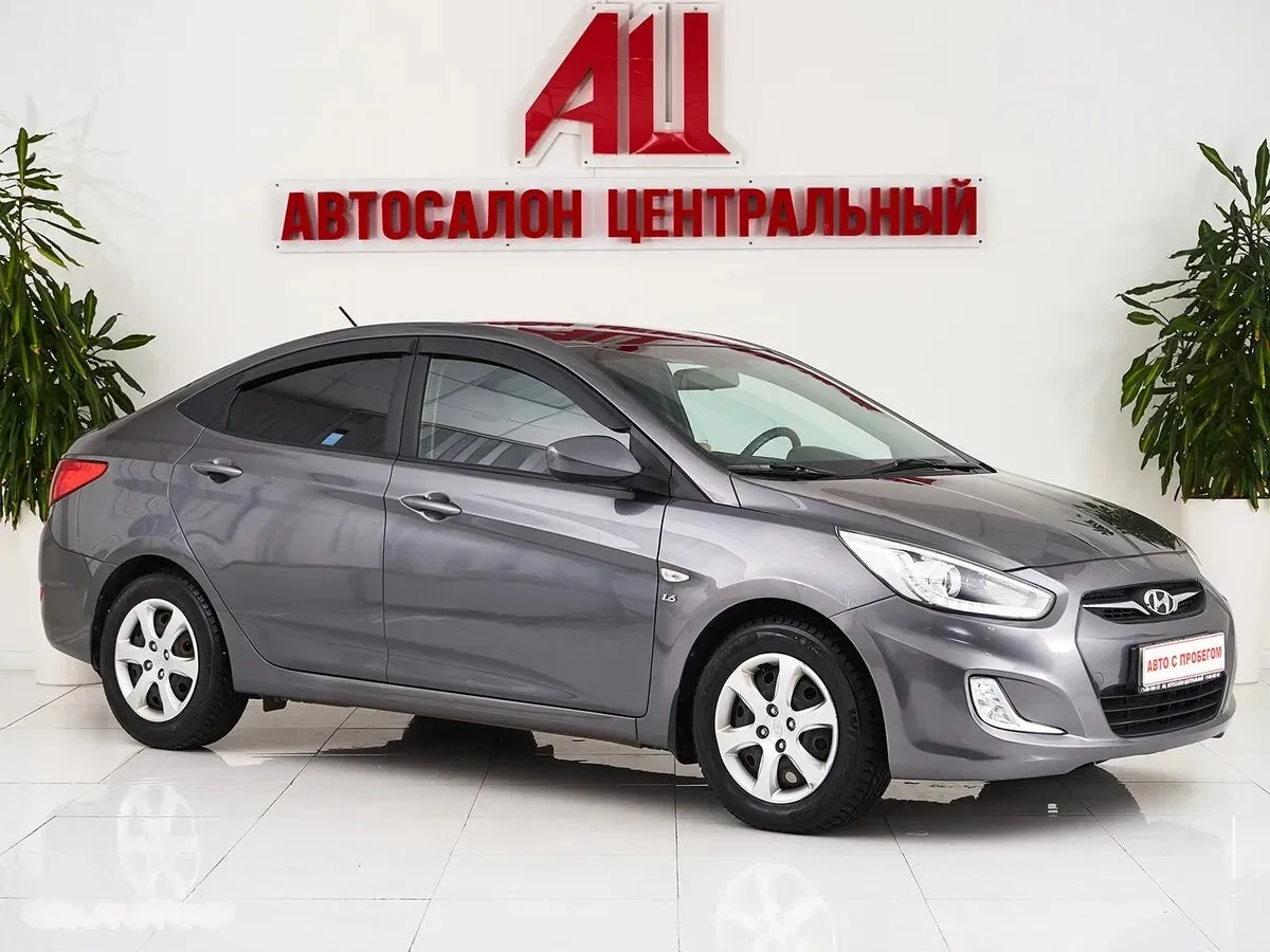 Hyundai Solaris I — фото 3