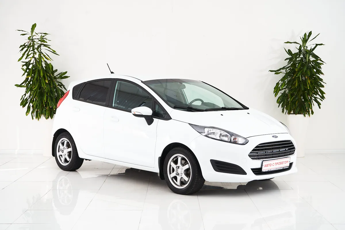 Ford Fiesta Mk6 Рестайлинг — фото 3
