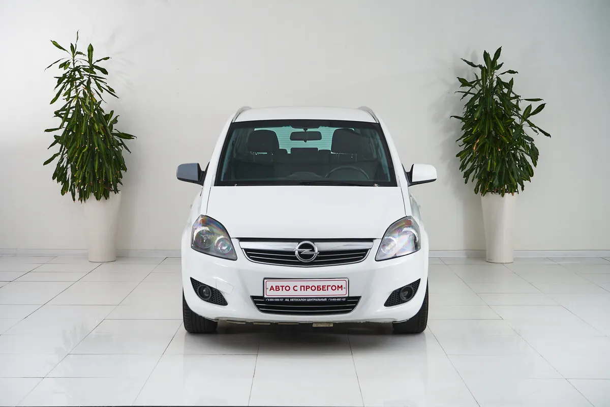 Opel Zafira C — фото 2