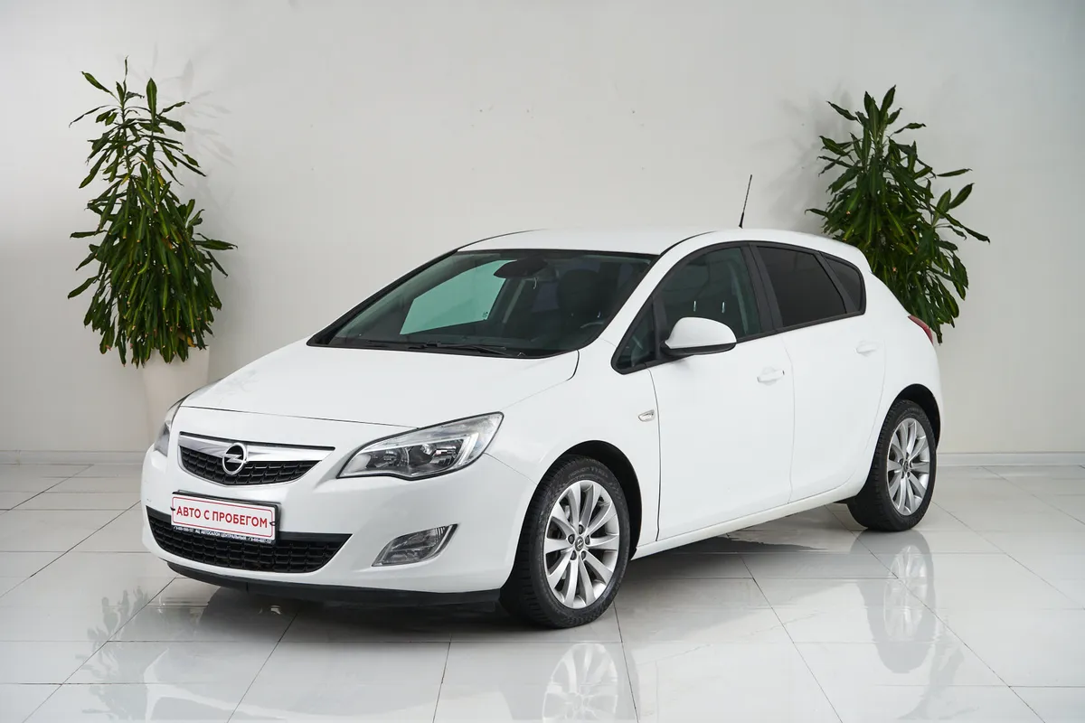 Opel Astra J