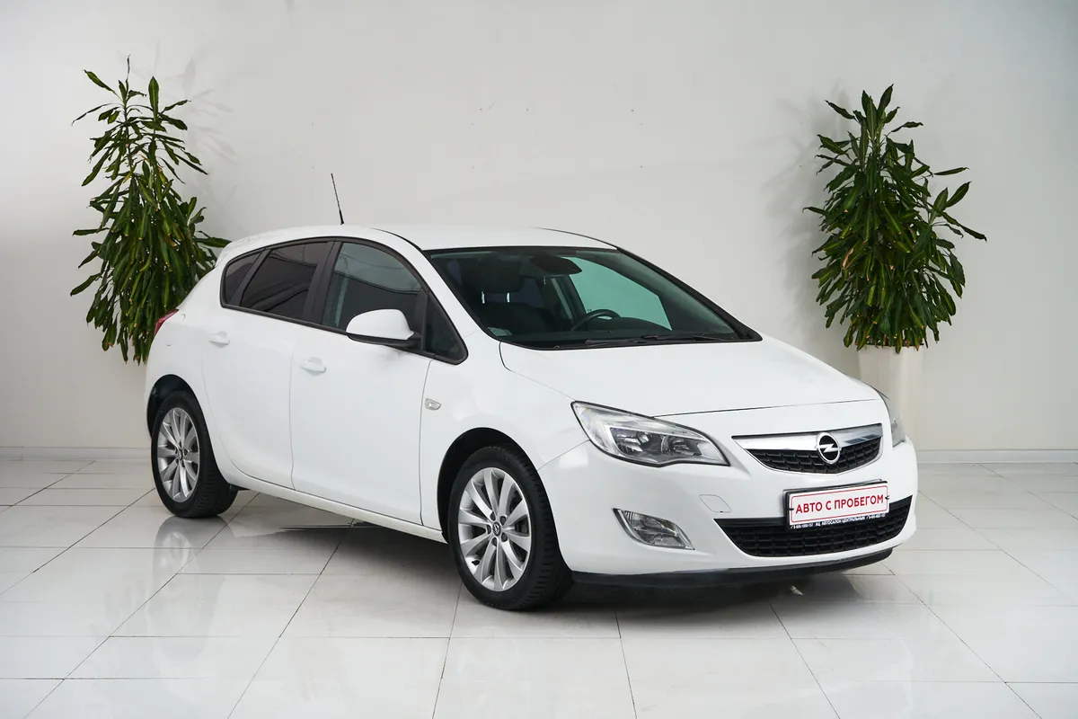 Opel Astra J — фото 3