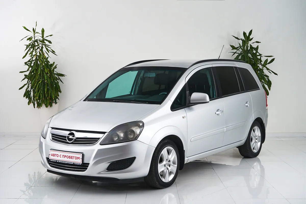 Opel Zafira B Рестайлинг