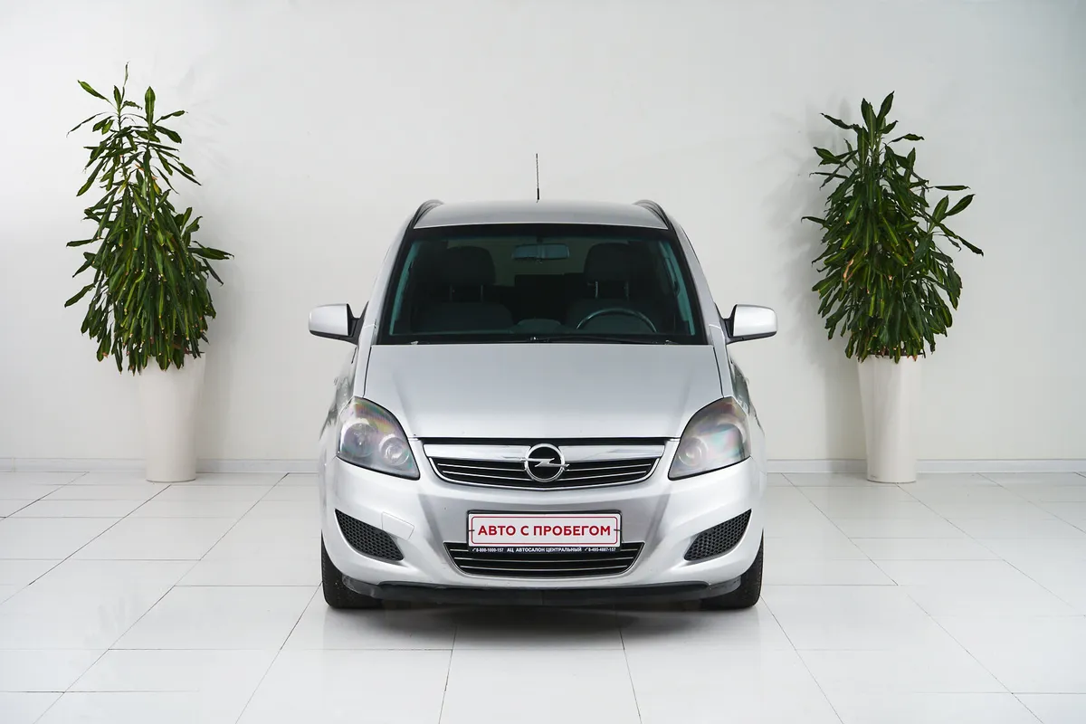 Opel Zafira B Рестайлинг — фото 2