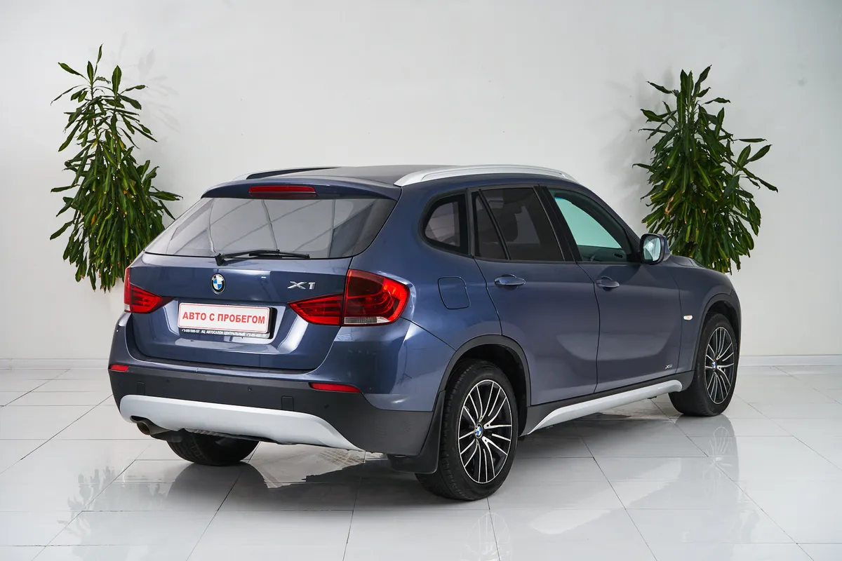 BMW X1 I (E84) — фото 5